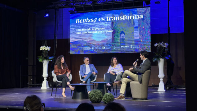 Imagen: Mariano Torres, Loli Vicens, Noelia Rodríguez y Robert Cabrera analizaron durante la mesa redonda el legado del PSTD
