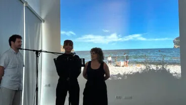 Marina Mulet y Alba Vega Mulet explican el proceso creativo de ‘Memòries d’aigua Escoltant la Posidònia’, la experiencia sonora que abrió el festival