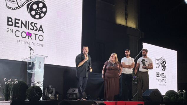 momentos de la gala de clausura de la segunda edicion de benissa en corto 55