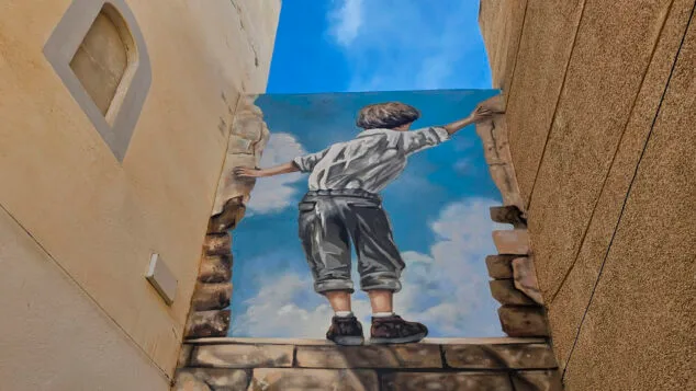 mural en el casco antiguo de calp