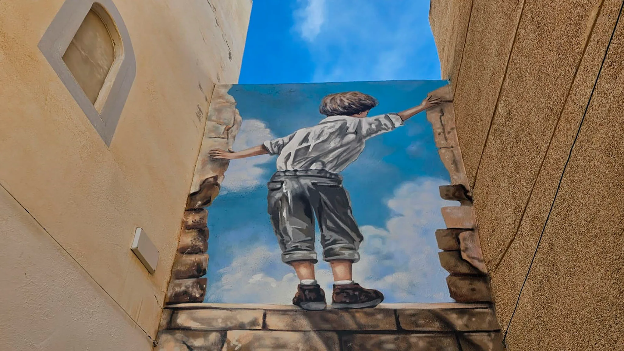 mural en el casco antiguo de calp