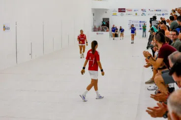 partida de pilota valenciana en el trinquet municipal de benissa