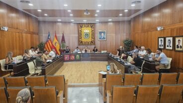 Sesión del pleno del Ayuntamiento de Calp en septiembre de 2026.