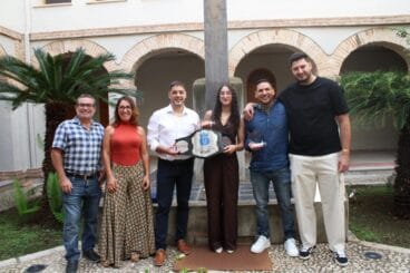 Recepción institucional a Mariama Charki y Nito Pinargote en Ondara