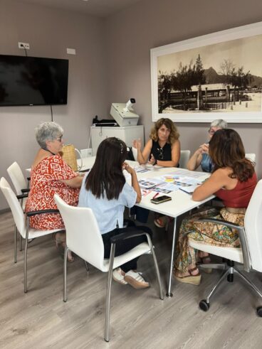 Reunión entre Servicios Sociales de Ondara y Cruz Roja