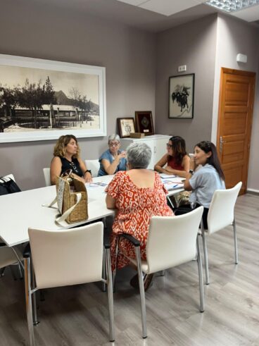 Reunión de balance entre Servicios Sociales de Ondara y Cruz Roja