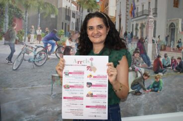 Rosa Ana Marí presenta la programación del Festival Arrels