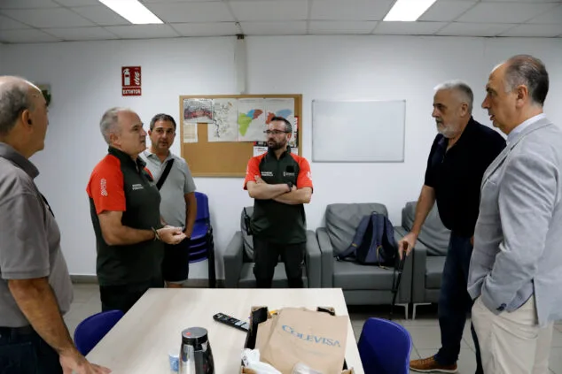 De la nueva Policía Local a la peligrosa salida de los Bomberos Forestales: Pego reclama mejoras al conseller 16 visita del conseller de emergencias e interior a pego 12