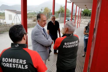 Visita del conseller de Emergencias e Interior a Pego (16)