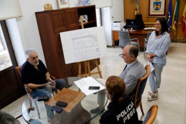 Visita del conseller de Emergencias e Interior a Pego (26)