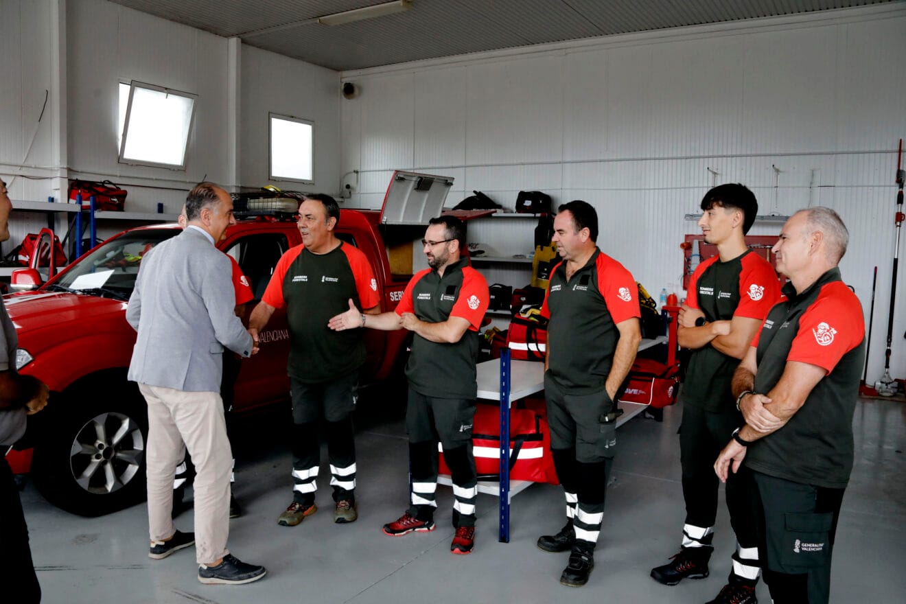 Visita del conseller de Emergencias e Interior a Pego (4)