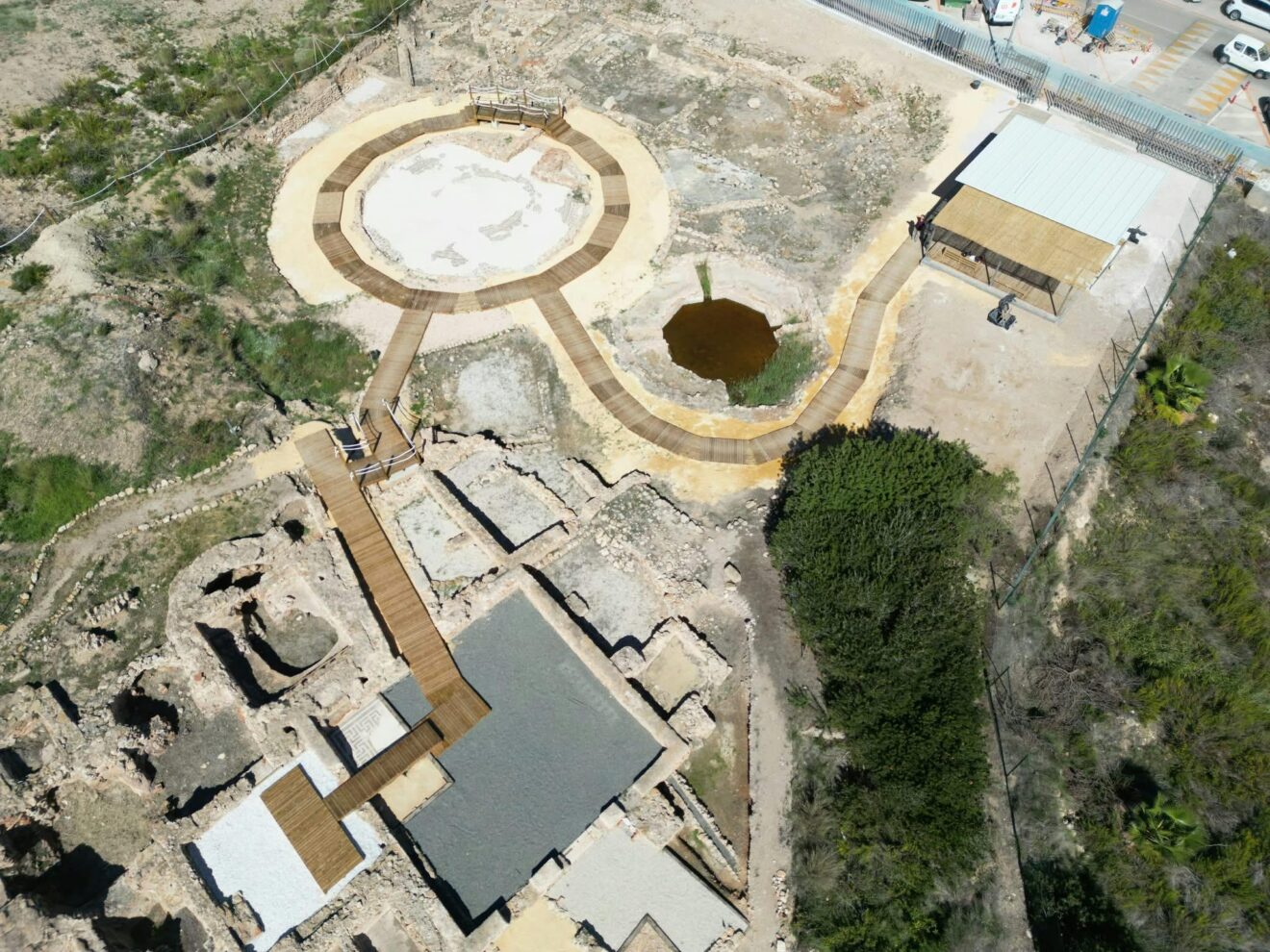 Vista aérea del yacimiento romano de los Baños de la Reina en Calp