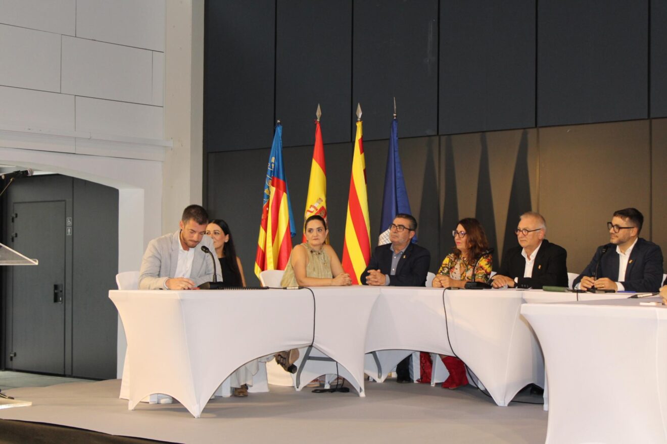 Acto de nombramiento de Ximo Silvestre como Hijo Adoptivo de Ondara