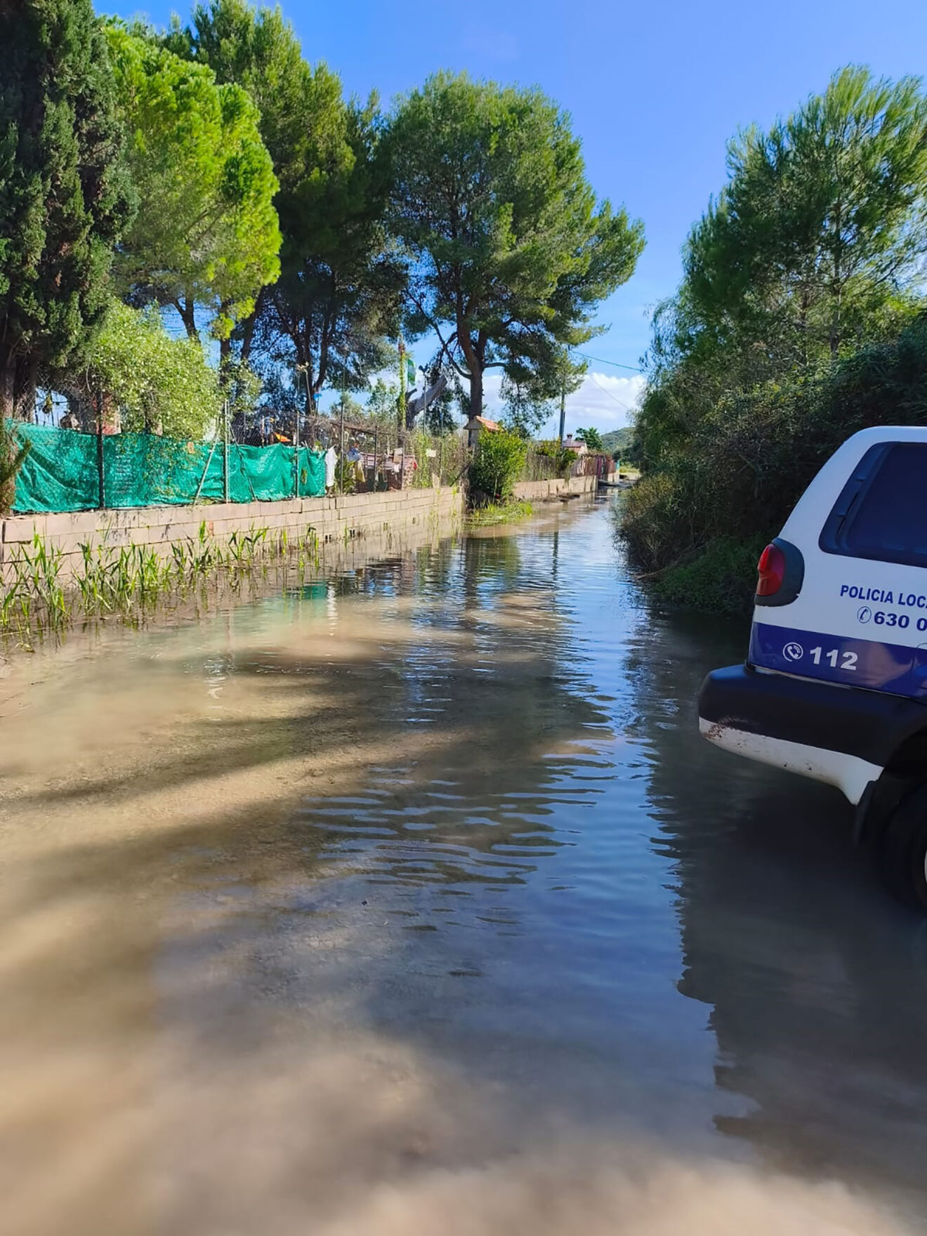 Agua acumulada en la zona de Sortanella El Verger tras la DANA