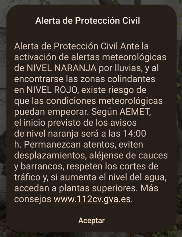 Los móviles suenan en la Marina Alta: el aviso de Es-Alert ante las zonas en aviso rojo por lluvias 1 Imagen: Aviso de Es-Alert recibido en la Marina Alta