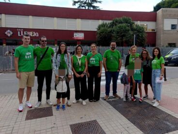 Concentración del profesorado en el CEIP Llebeig de Dénia