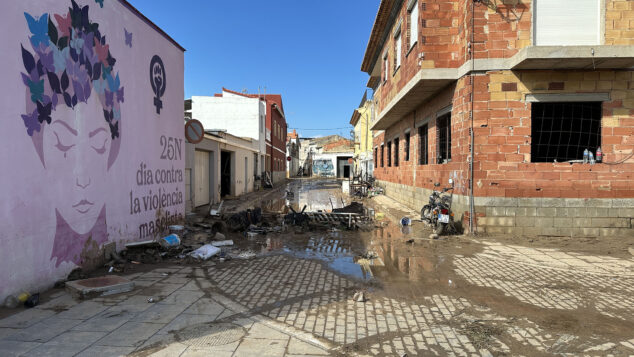 Els Poblets intenta levantarse tras la riada: «Los vecinos están desesperados, con angustia y con la sensación de que esto volverá a repetirse» 43 els poblets 20 octubre 2026 tras la dana 38