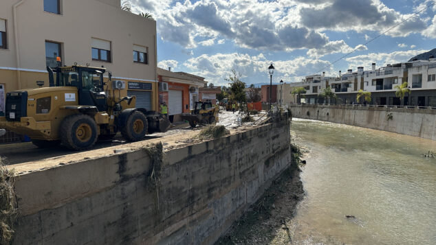Els Poblets intenta levantarse tras la riada: «Los vecinos están desesperados, con angustia y con la sensación de que esto volverá a repetirse» 55 els poblets 20 octubre 2026 tras la dana 52