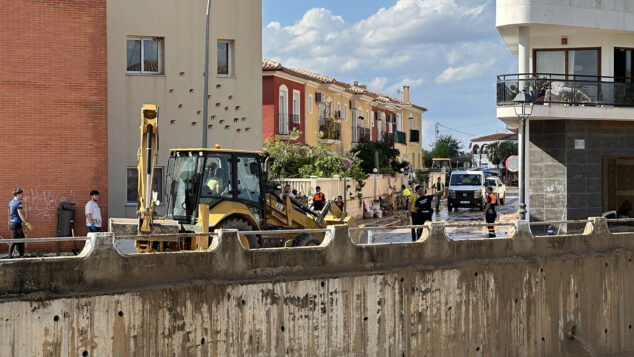 Els Poblets intenta levantarse tras la riada: «Los vecinos están desesperados, con angustia y con la sensación de que esto volverá a repetirse» 78 els poblets 20 octubre 2026 tras la dana 77