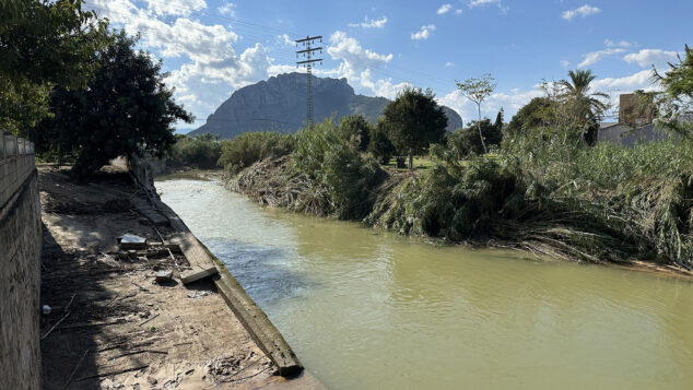 Els Poblets intenta levantarse tras la riada: «Los vecinos están desesperados, con angustia y con la sensación de que esto volverá a repetirse» 96 els poblets 20 octubre 2026 tras la dana 96