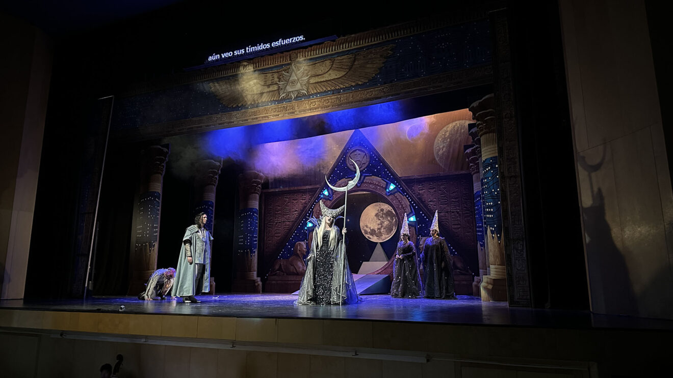 Ensayo en vivo de 'La flauta mágica' en el Auditori Teulada Moraira