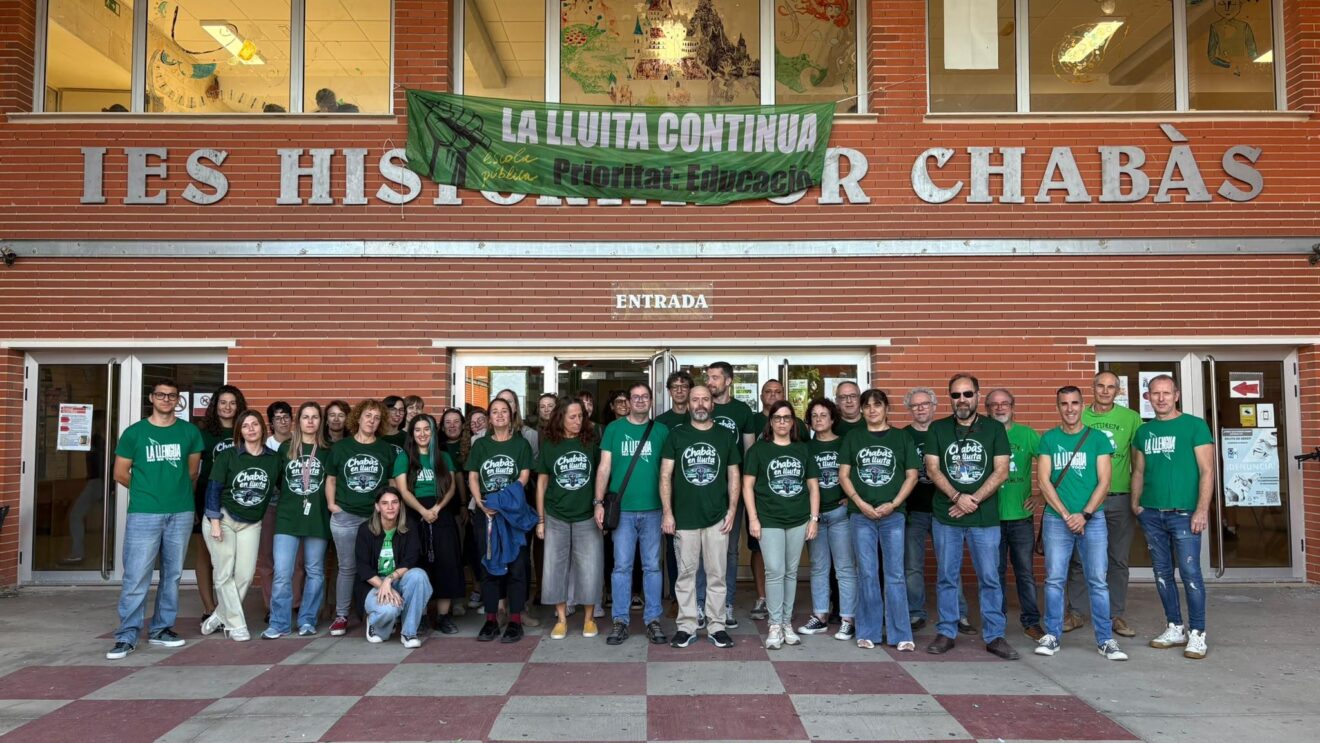 Concentración del profesorado del IES Historiador Chabàs