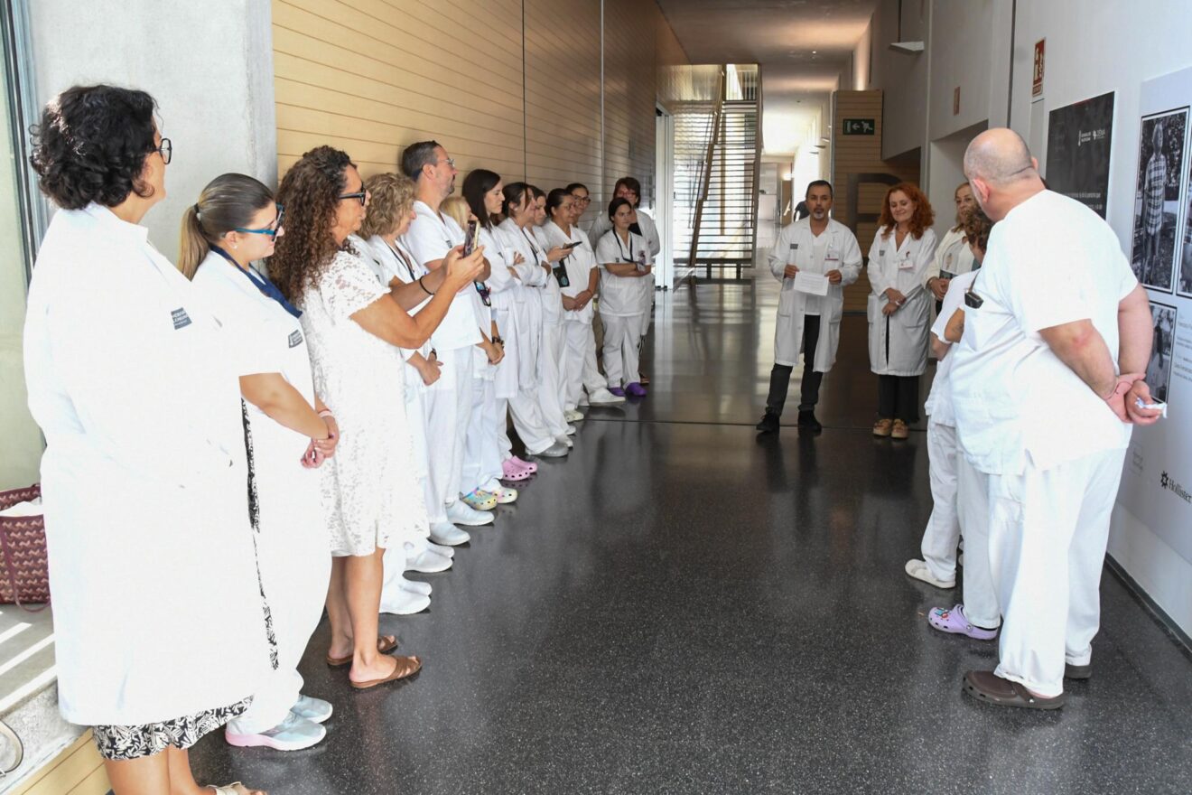 Inauguración de la exposición fotográfica "Héroes" en el Hospital de Dénia