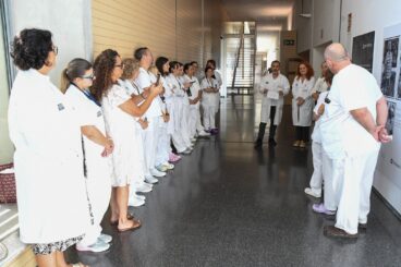 Inauguración de la exposición fotográfica «Héroes» en el Hospital de Dénia