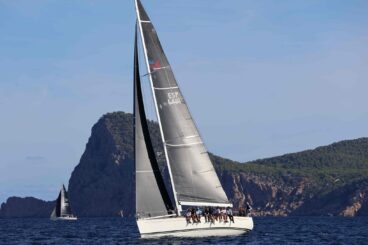El velero JEFFERTJE 3, vencedor de las XXXVII Jornadas Náuticas Pitiusas