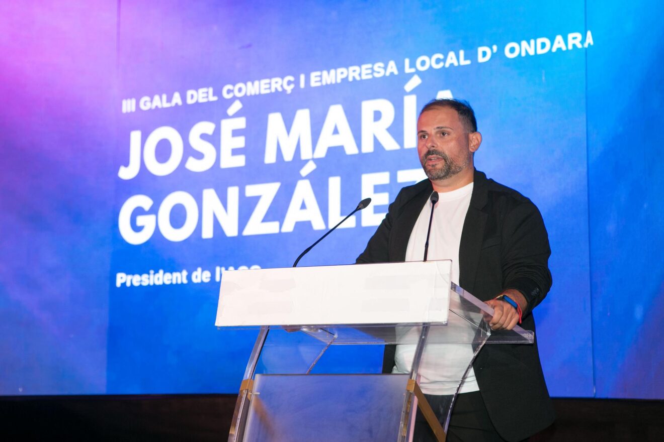 José María González en la III Gala del Comercio de Ondara