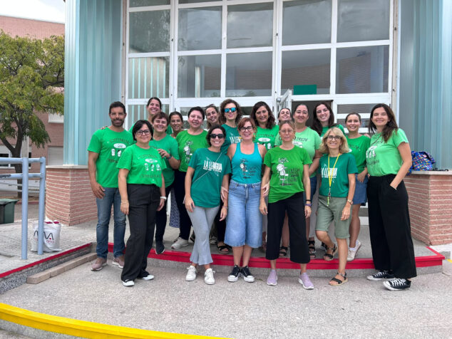 Imagen: Movilización docente en el CEIP Ambra de Pego el 1 de octubre 2026