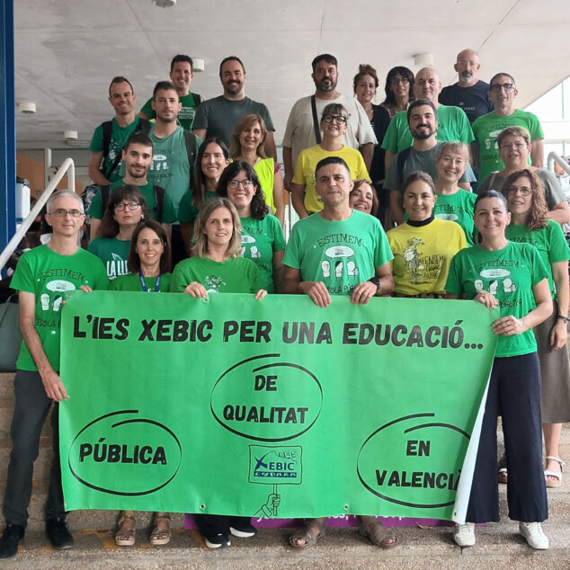 Imagen: Movilización educativa en el IES Xebic, Ondara, el 1 de octubre 2026
