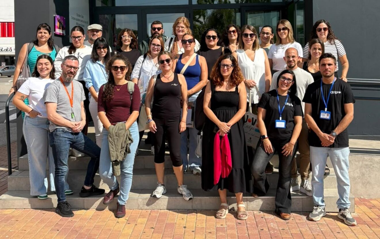 Participantes en la formación sobre salud mental y adolescencia en Ondara