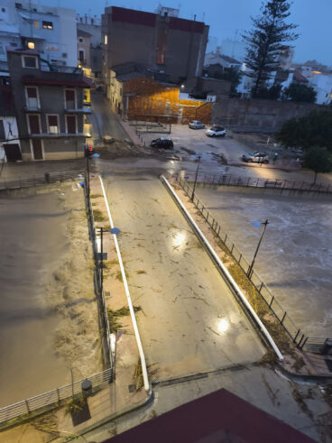 Vigilancia en el río en El Verger el lunes 19 de octubre – Imagen de Basili Salort
