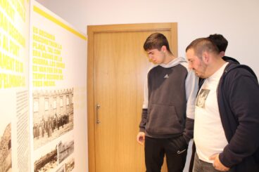 Visitantes en el nuevo Museo de la Plaza de Toros de Ondara